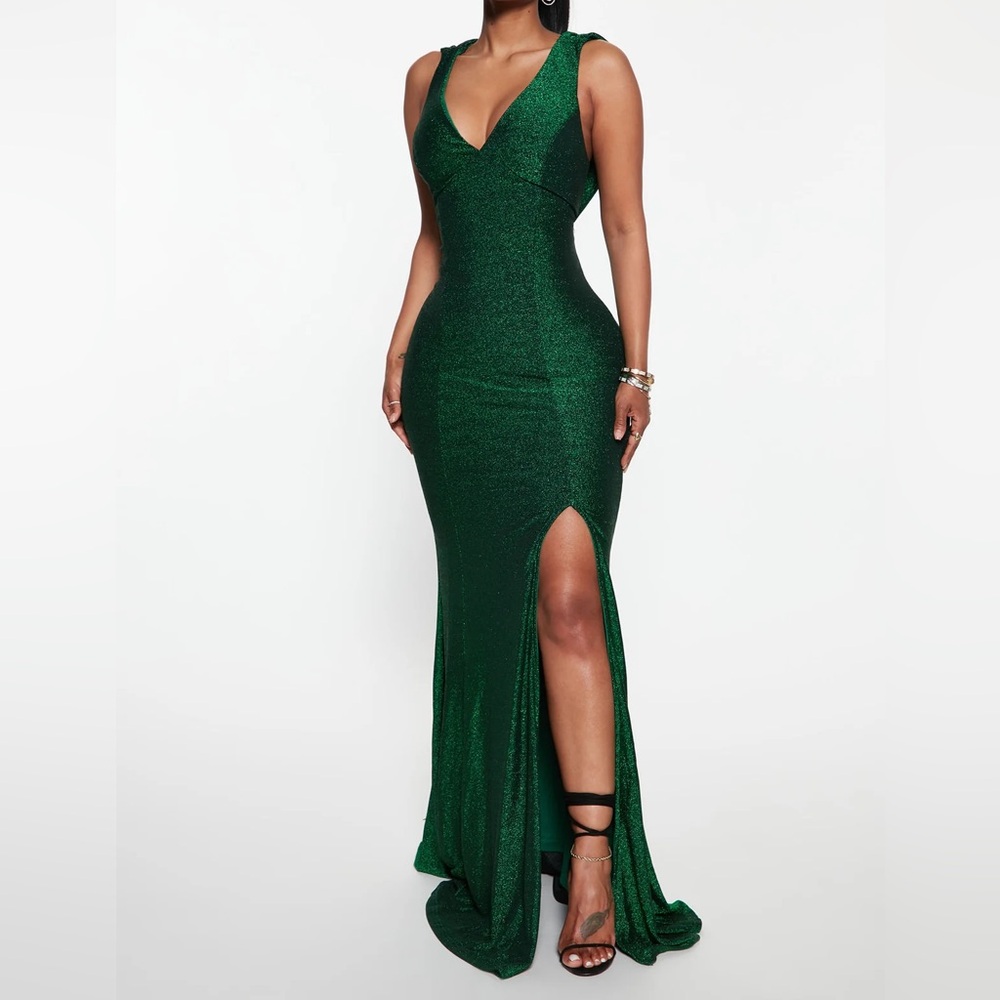 Fashion Nova Reese Maxi Dress Green NWT